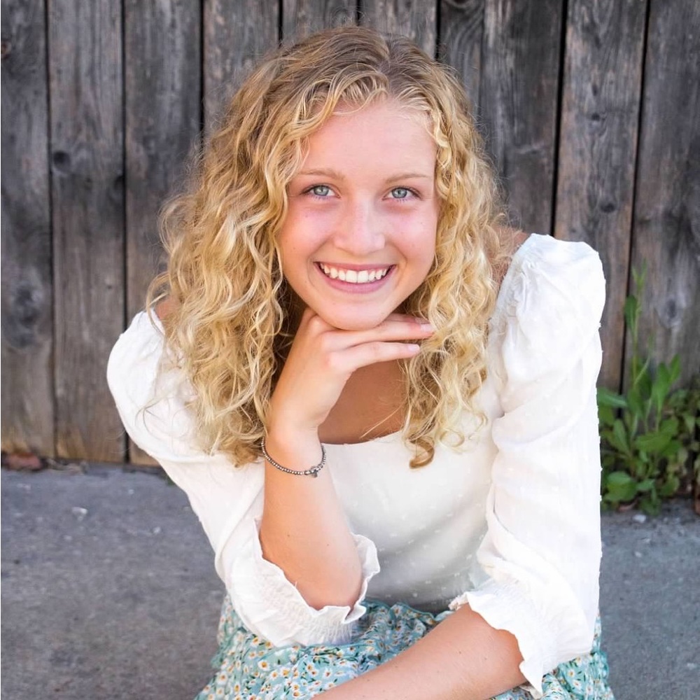 Meet your Posher, Cailin